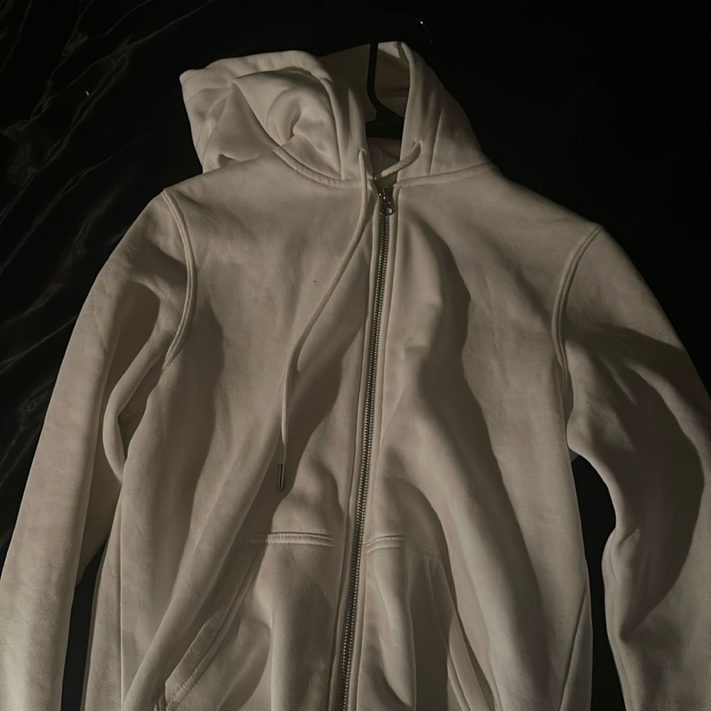 White H&M UNSTAINED AND UNWORN sweatshirt